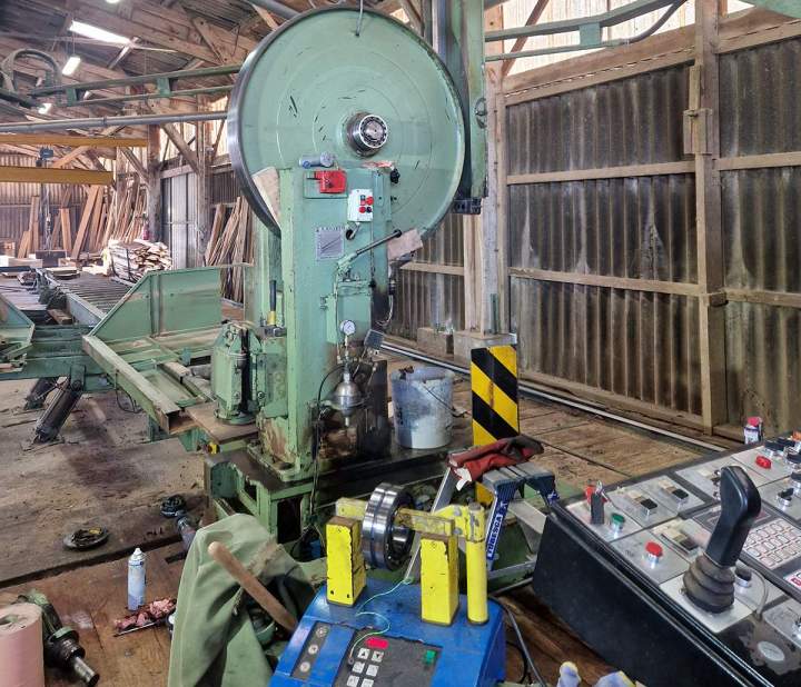 Experts en rectification de volants de scie  France 