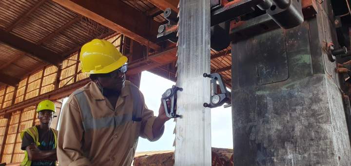 Vérification et recharge de vos accumulateurs d'azote